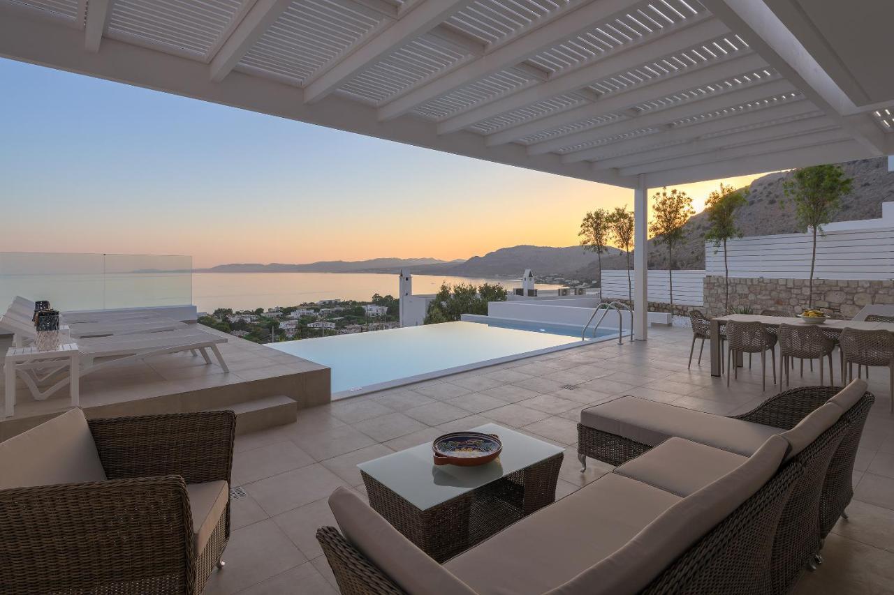 Villa Mimosa In Pefkos Líndos Exteriör bild