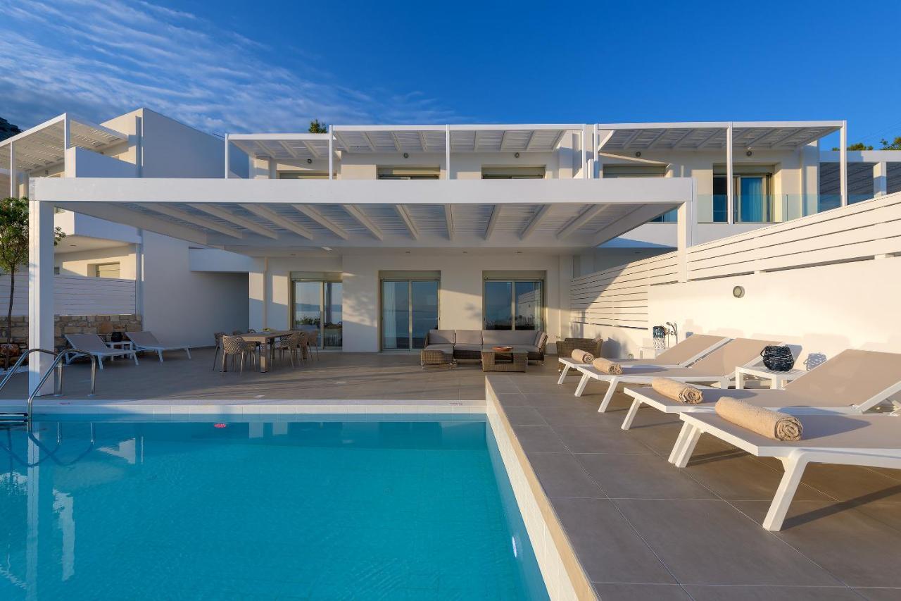 Villa Mimosa In Pefkos Líndos Exteriör bild